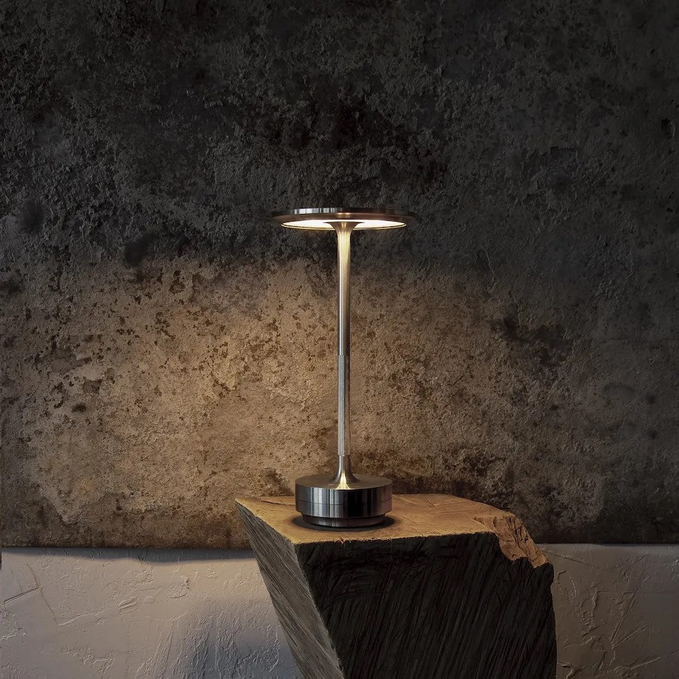 Lumora | Lámpara de mesa LED minimalista