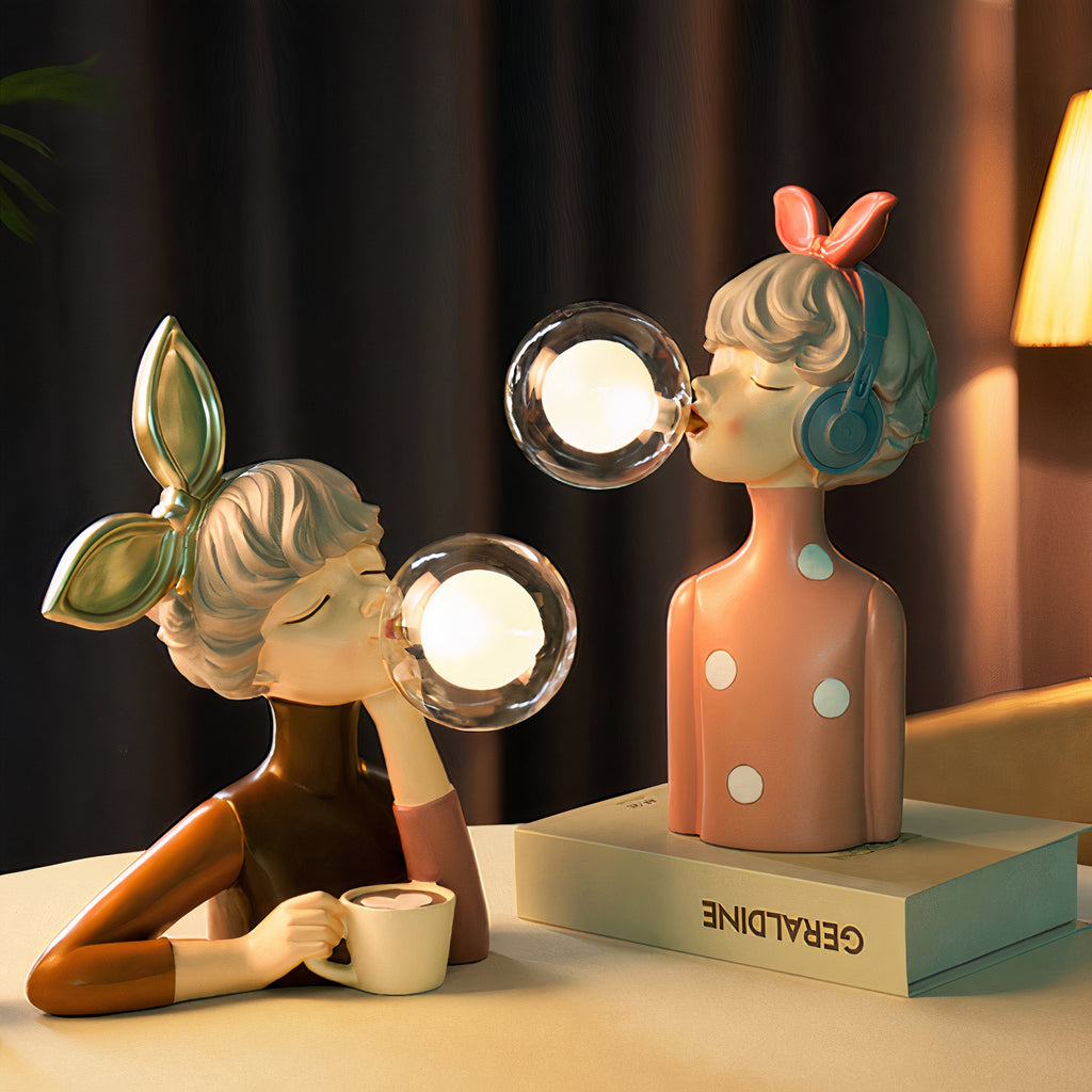 Lámpara de Mesa Artística con Figuras – Única, Juguetona y Acogedora