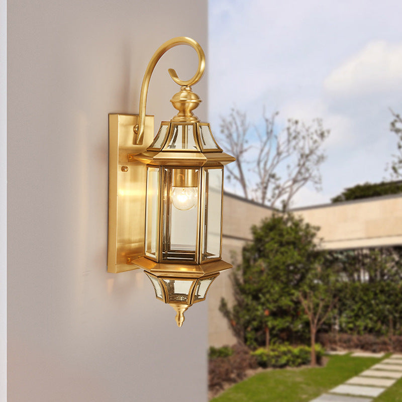Lámparas de pared impermeables de bronce y vidrio poligonal de 1 luz de estilo europeo tradicional para dormitorio, terraza y jardín | Brehn