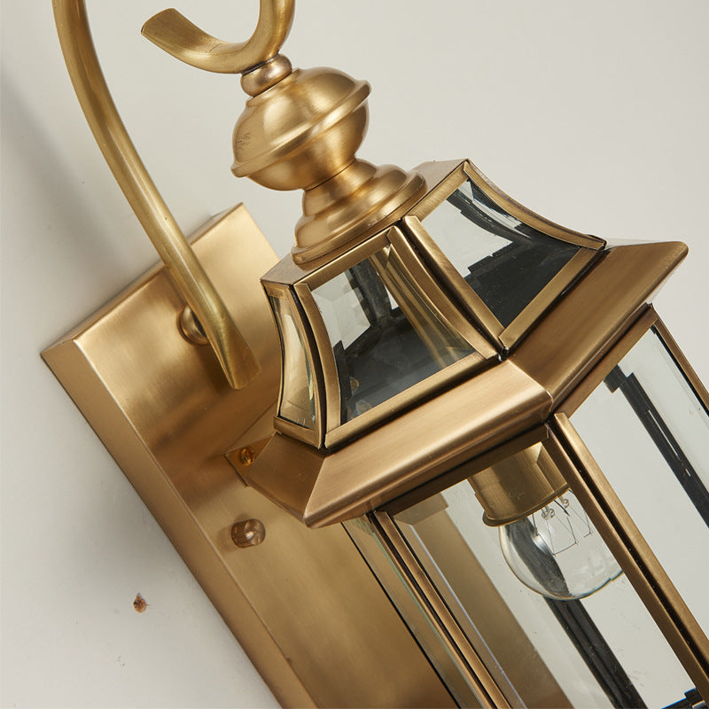 Lámparas de pared impermeables de bronce y vidrio poligonal de 1 luz de estilo europeo tradicional para dormitorio, terraza y jardín | Brehn