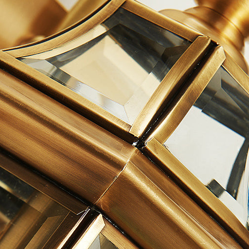 Lámparas de pared impermeables de bronce y vidrio poligonal de 1 luz de estilo europeo tradicional para dormitorio, terraza y jardín | Brehn