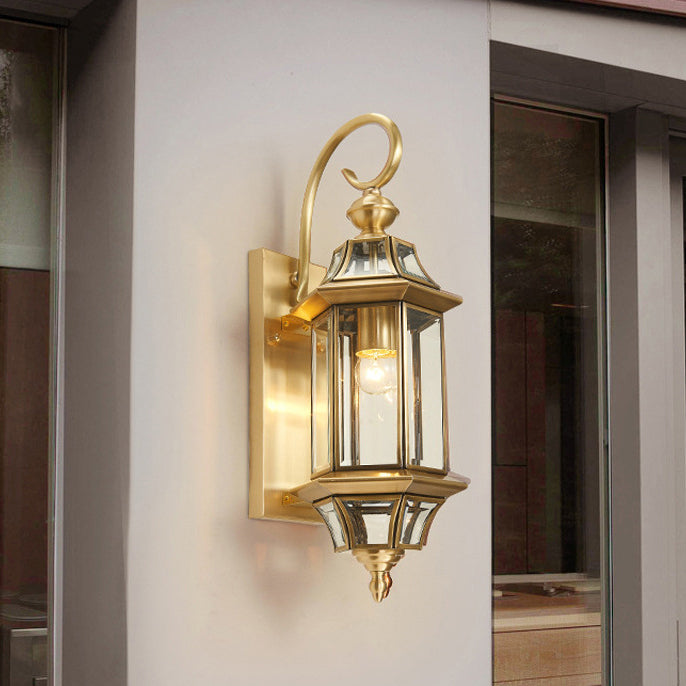 Lámparas de pared impermeables de bronce y vidrio poligonal de 1 luz de estilo europeo tradicional para dormitorio, terraza y jardín | Brehn