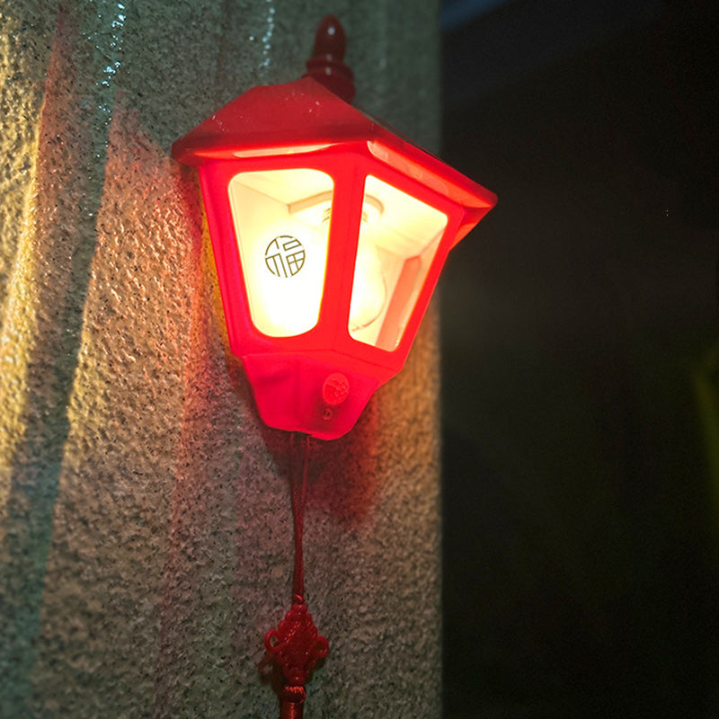 Lámpara de pared solar de 1 luz con signo Fu chino tradicional de hierro ABS para exteriores | Brehn