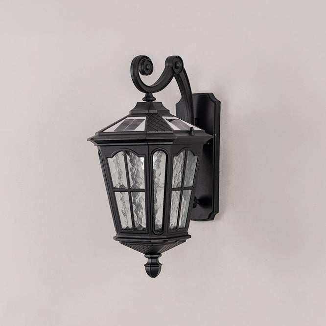 Lámpara de pared de aluminio y vidrio a prueba de agua, linterna europea tradicional de 1 luz para patio exterior | Brehn