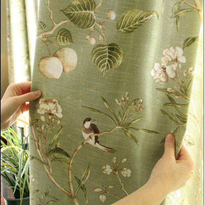 Cortinas Blackout Verdes con Patrón Floral de Pájaros