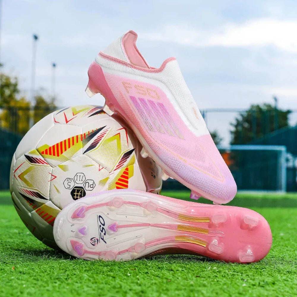 Botas de fútbol sala con diseño transpirable para futsal y entrenamiento – ligeras y eficientes
