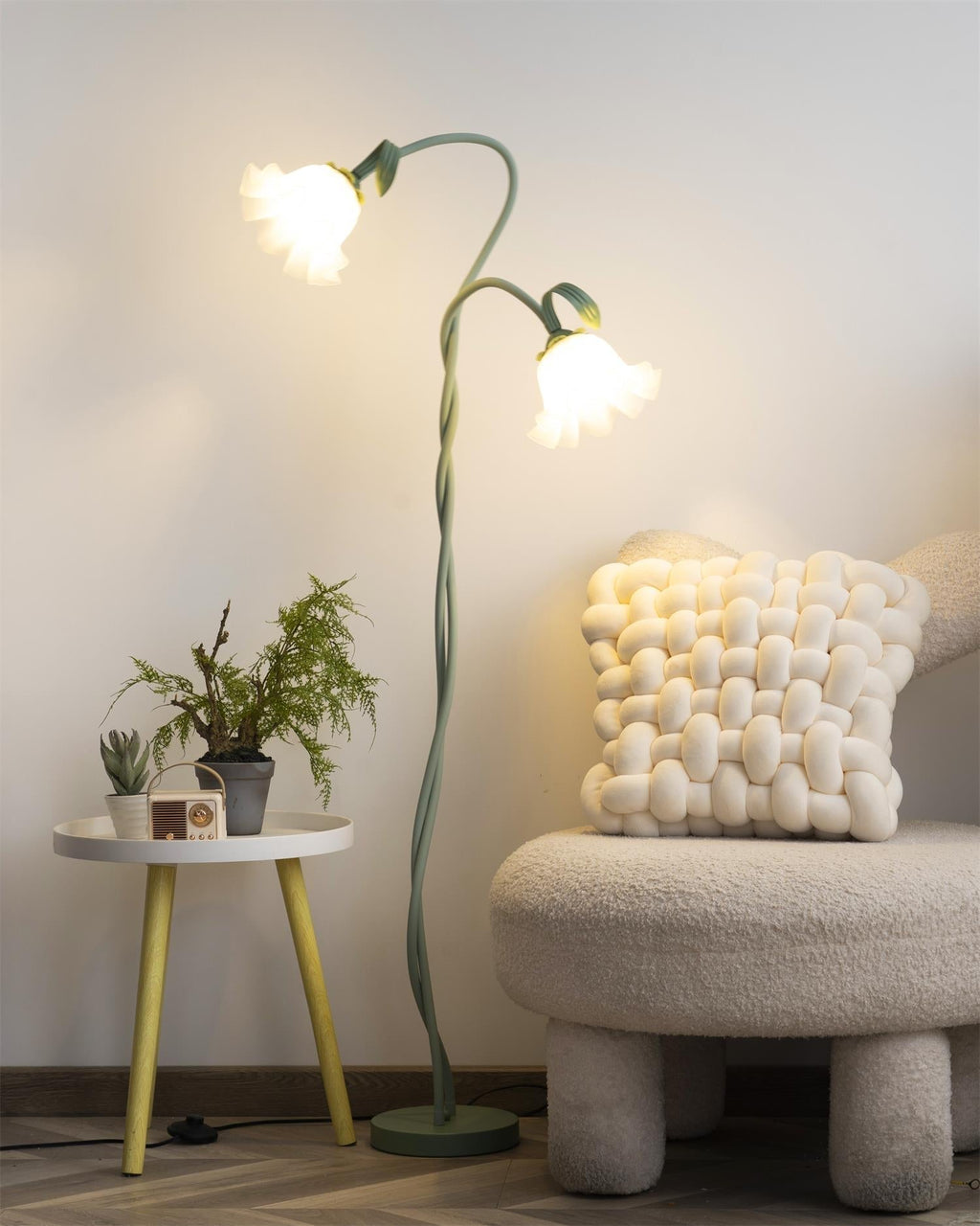 Bloomora | Lámpara de pie de diseño floreciente