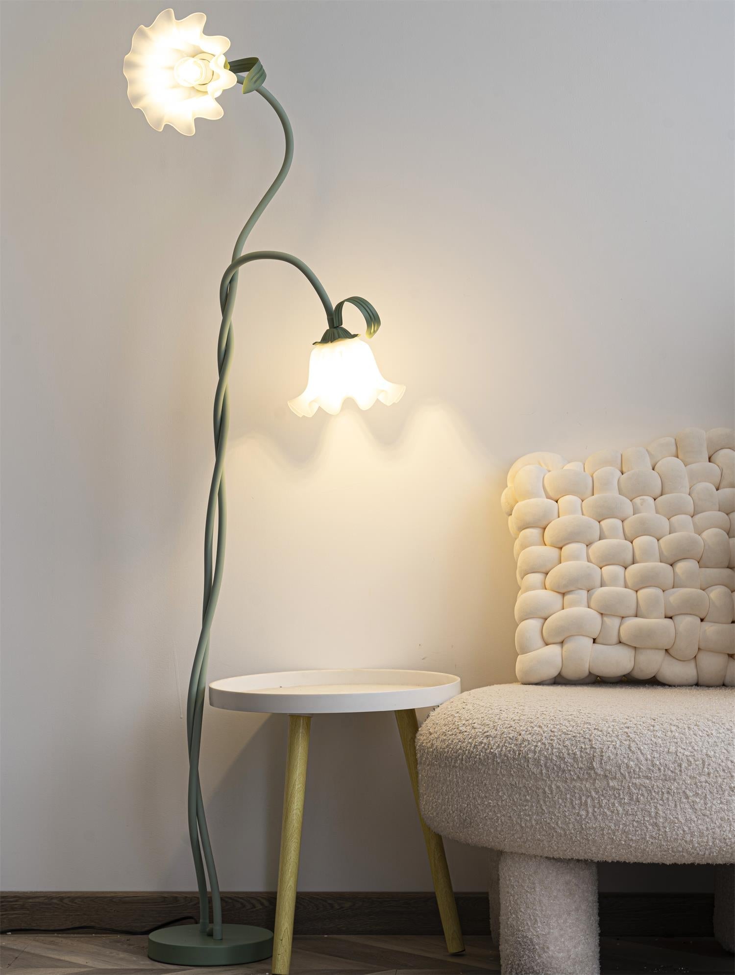 Bloomora | Lámpara de pie de diseño floreciente
