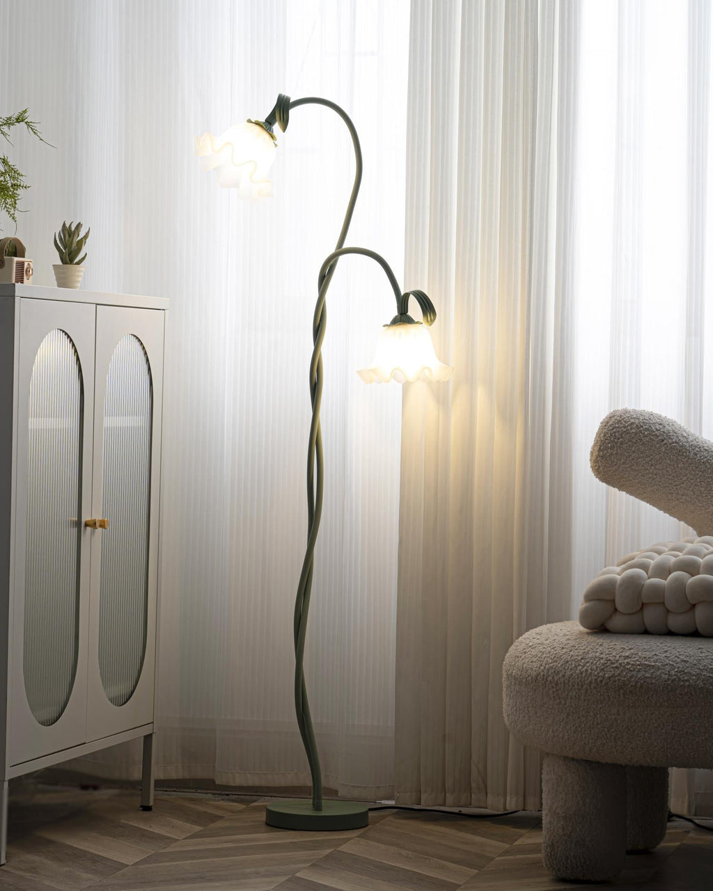 Bloomora | Lámpara de pie de diseño floreciente