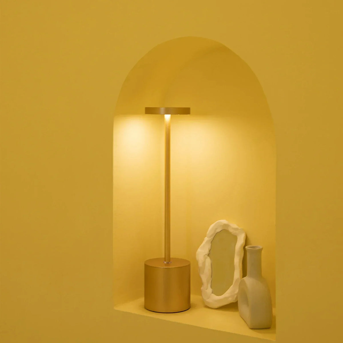 Lámpara inalámbrica clásica - Lámpara de escritorio LED con sensor táctil y 3 temperaturas de color ajustables