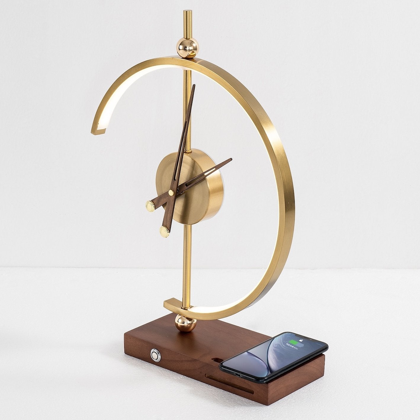 Aurelia – Reloj de mesa LED con función de carga Qi