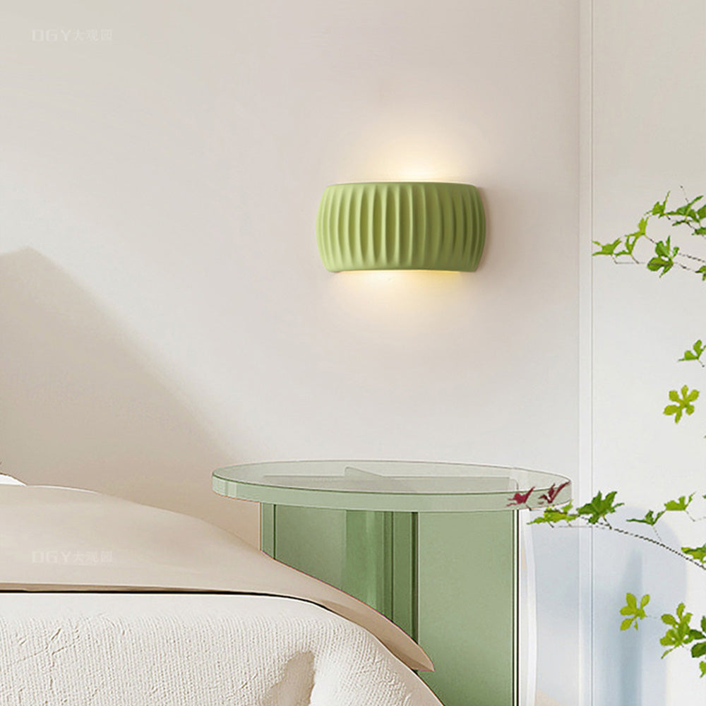 Luz de Pared de Resina Contemporánea para Interiores Modernos