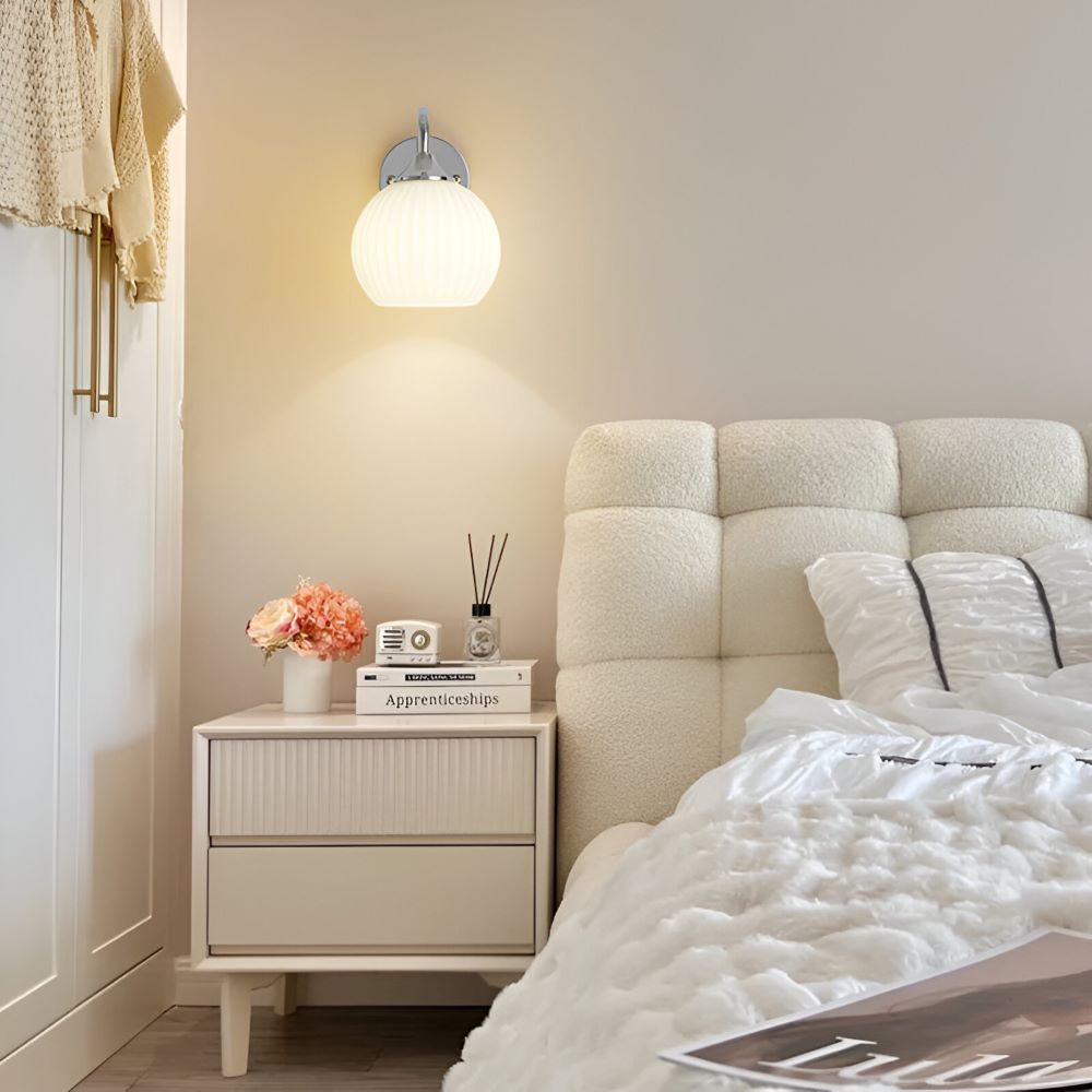 Aplique de pared de vidrio esférico contemporáneo con diseño a rayas