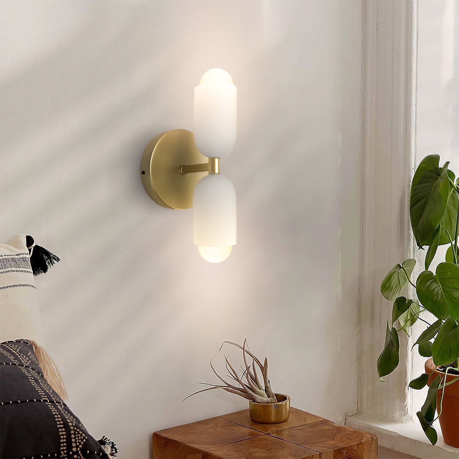 Aplique de Pared Doble Crema - Luces de Pared Modernas para Espacios Elegantes