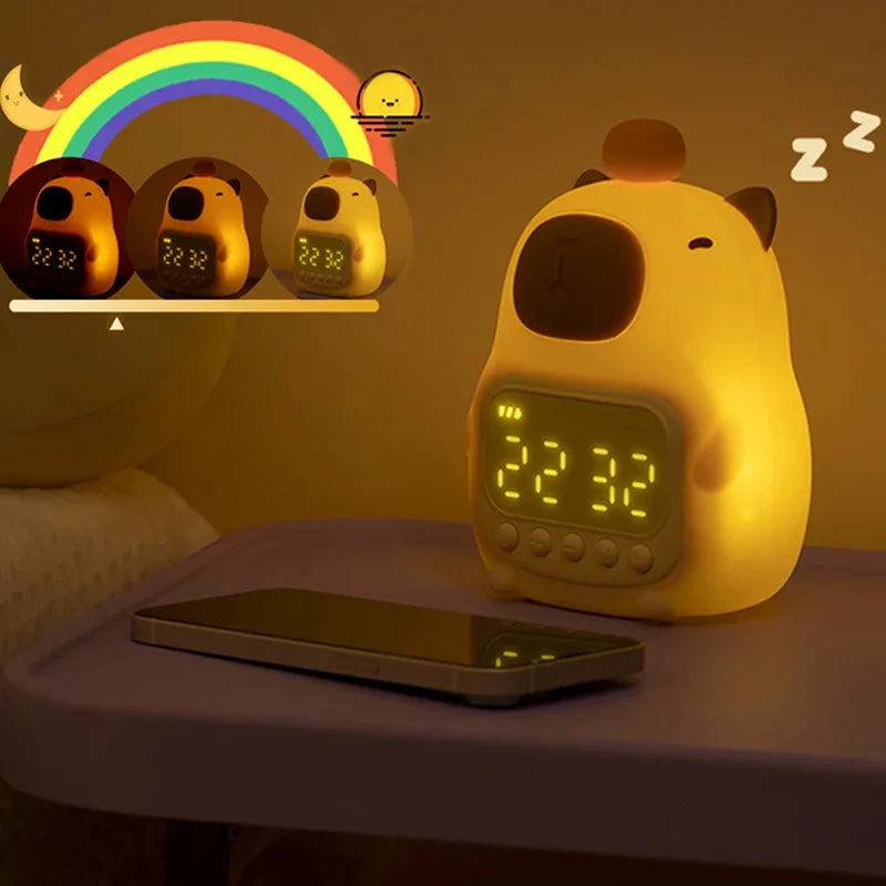 CapyGlow – Reloj despertador en forma de capibara con suave brillo y diseño recargable