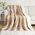 WILDCOZY – Manta de piel de ciervo acogedora con diseño de ciervo – Confort de felpa reversible