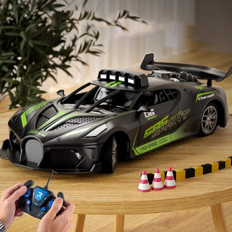 SPEEDCUB – Auto de drift RC 1:18 a prueba de niños con diseño robusto