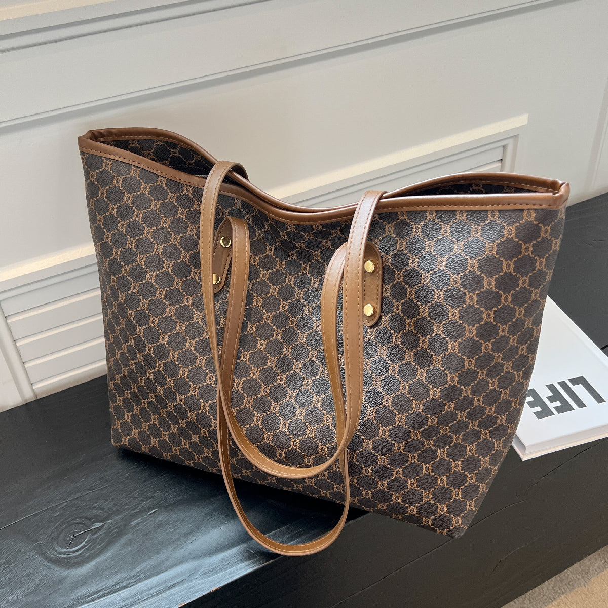 Gran bolsa con cremallera y correa para el hombro – bolsa negra universal para compras y viajes