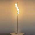 Luz de Pie Contemporánea de Latón y Vidrio Ópalo