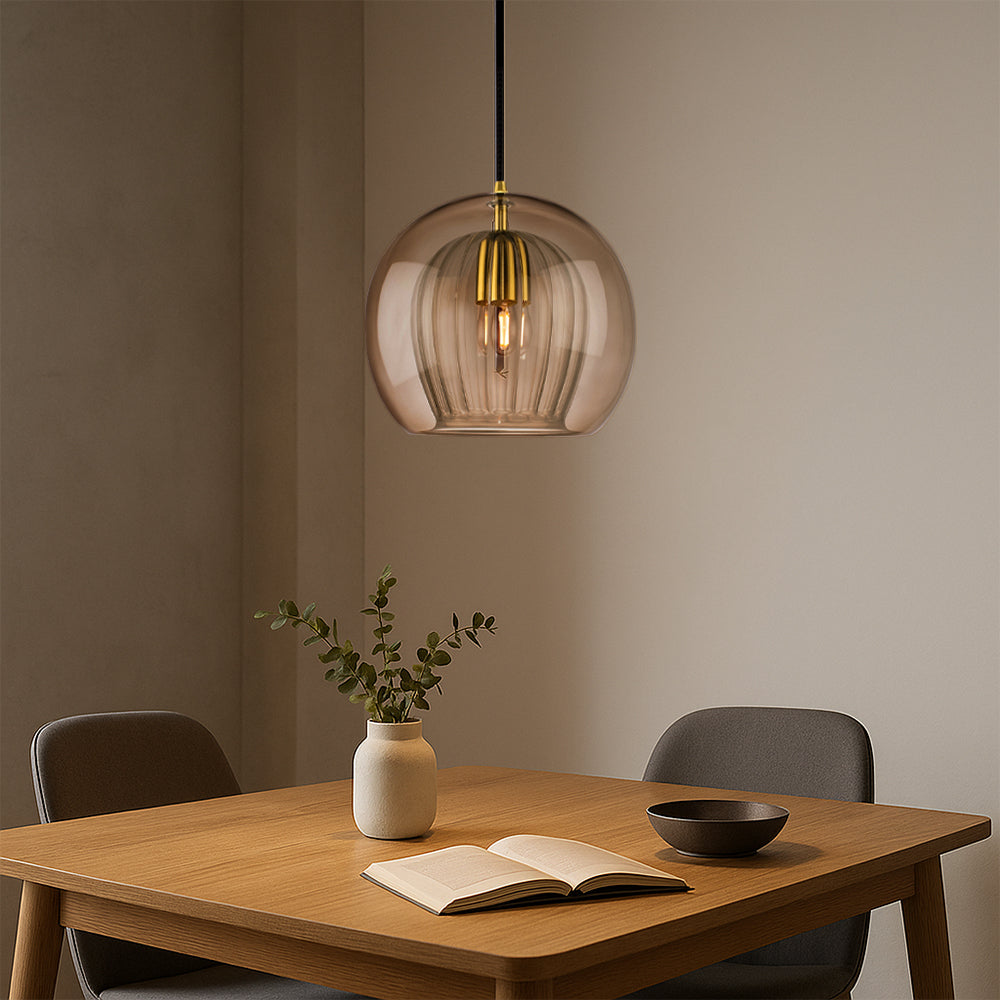 Elara Haus Doble Cristal Colgante – Cúpula Luminosa Estriada