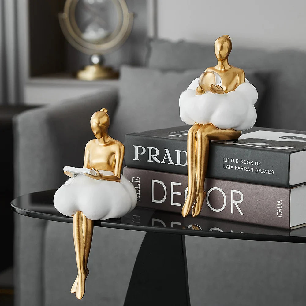 Escultura de Mujer Leyendo en Nube de Elara Haus - Decoración para Estante