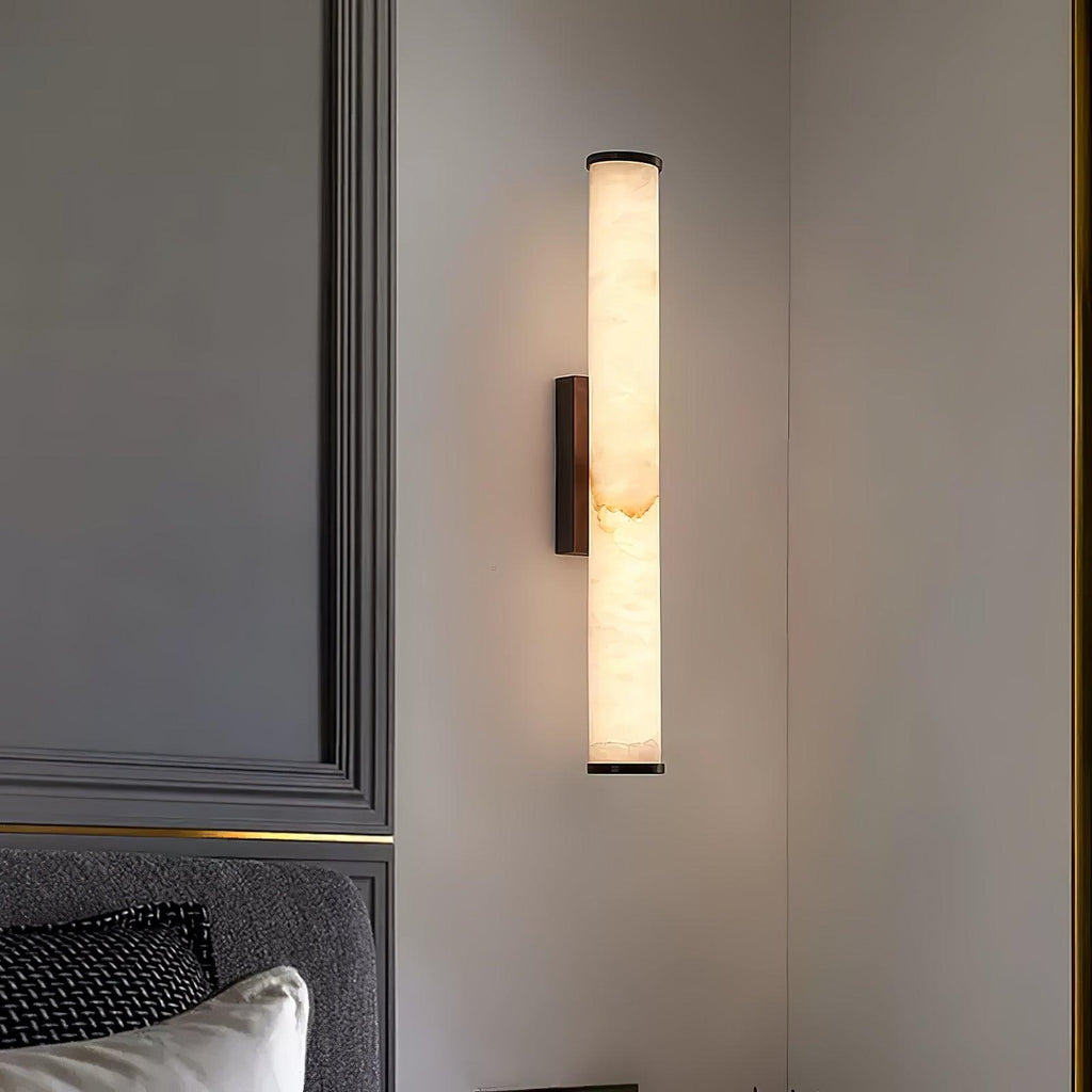 Aplique de pared de columna de alabastro de lujo Elara Haus
