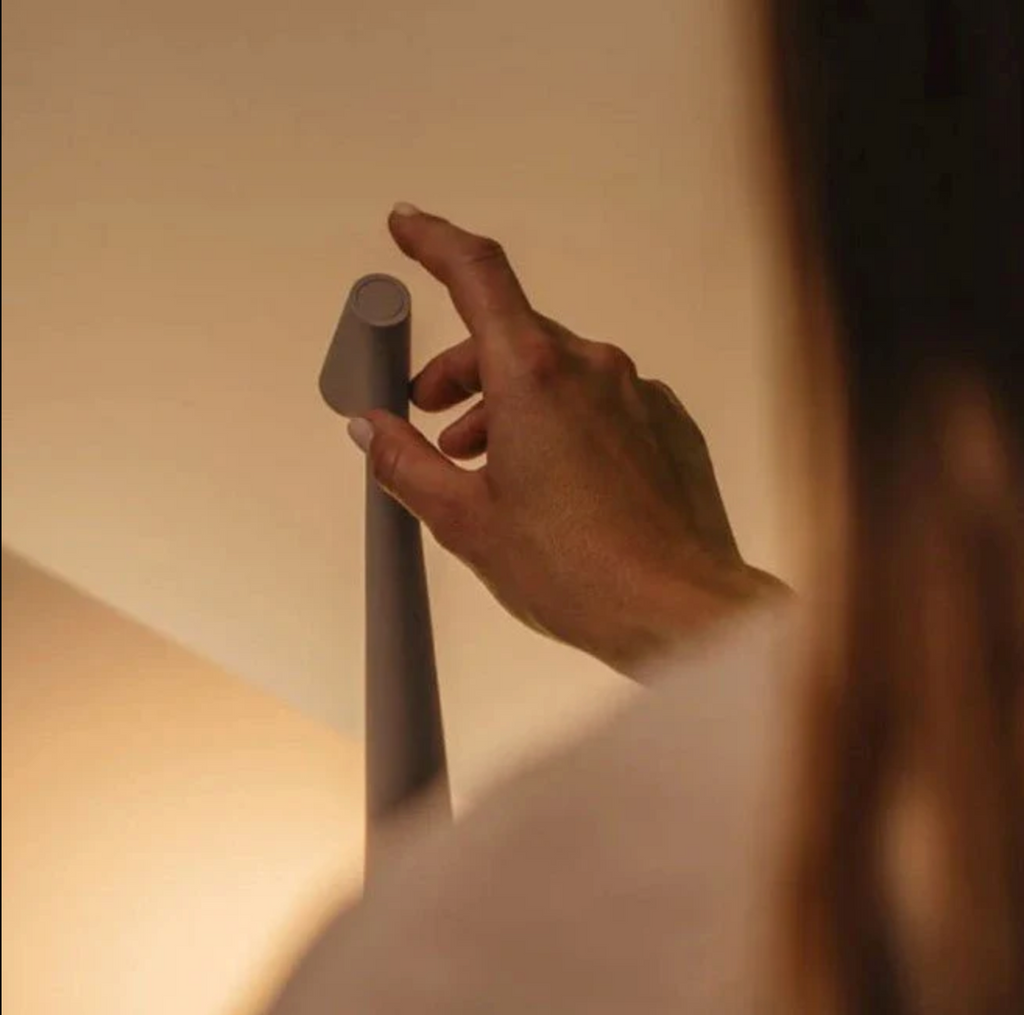 Elara Haus Lámpara Nocturna Minimalista Elegante - Lámpara Táctil Portátil