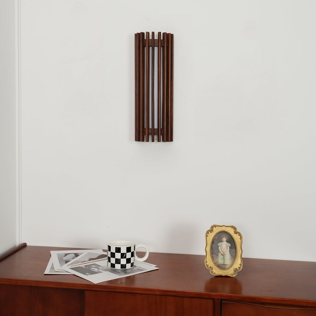 Lámpara de Pared Elara Haus - Aplique de Pared Elegante de Madera de Nogal