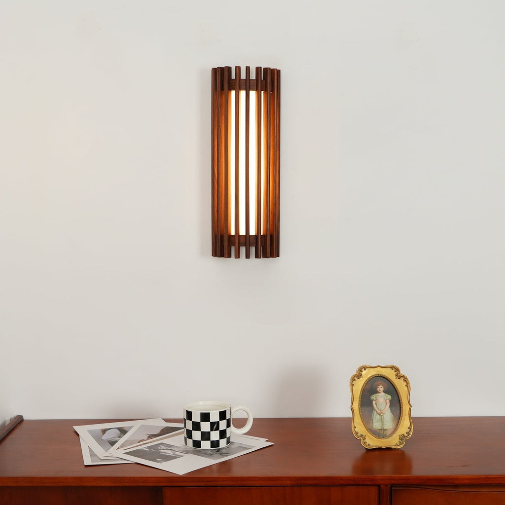 Lámpara de Pared Elara Haus - Aplique de Pared Elegante de Madera de Nogal