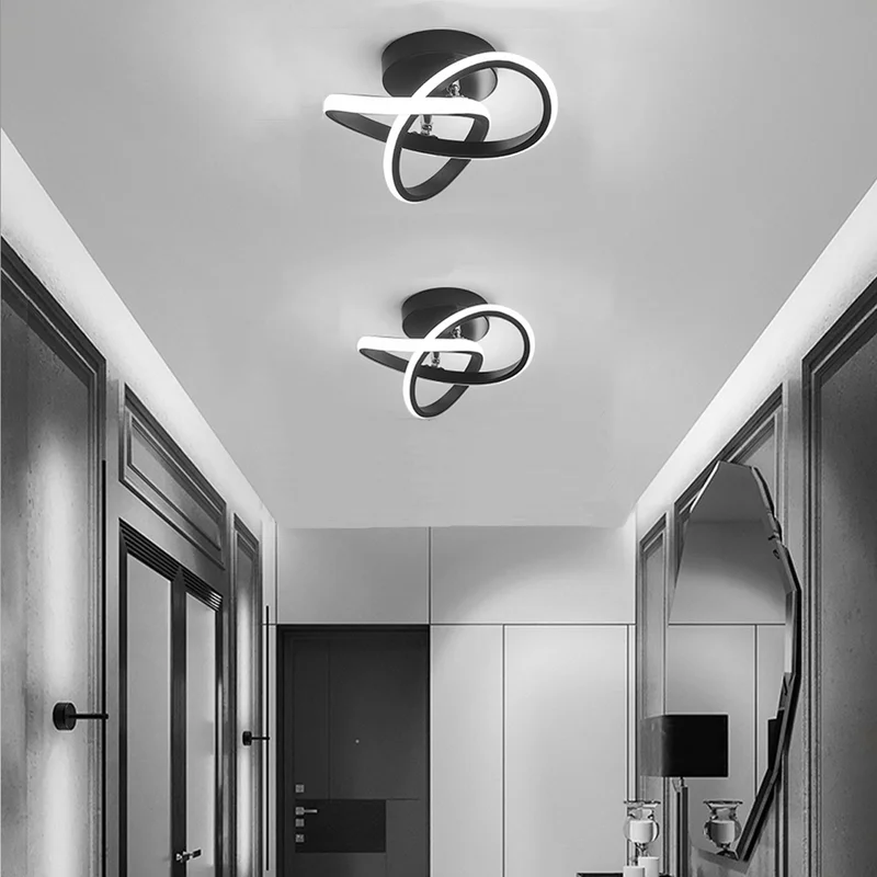 Luz de Techo Elegante de Montaje Empotrado de Metal - Diseño LED Eficiente en Energía