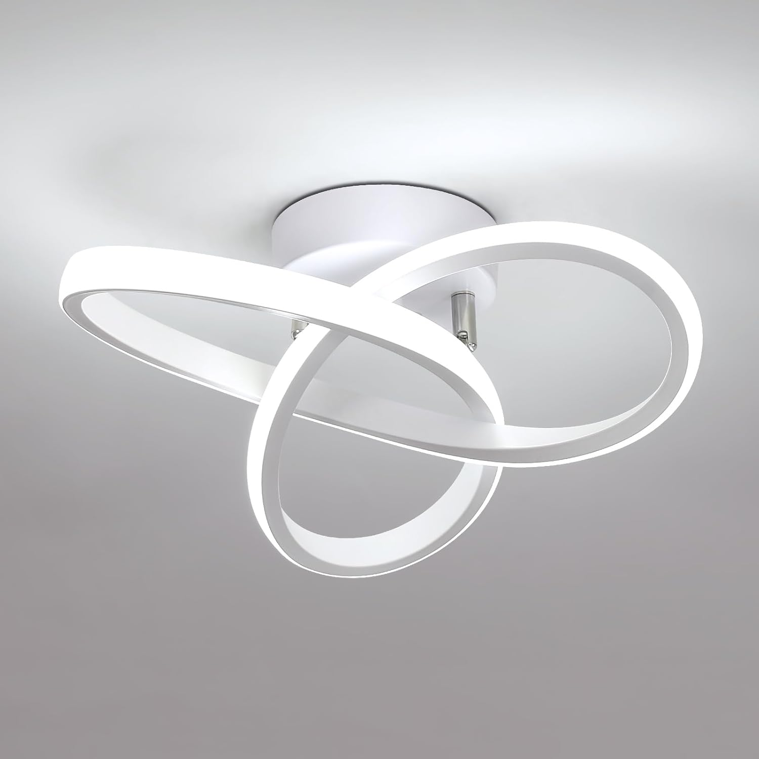 Luz de Techo Elegante de Montaje Empotrado de Metal - Diseño LED Eficiente en Energía
