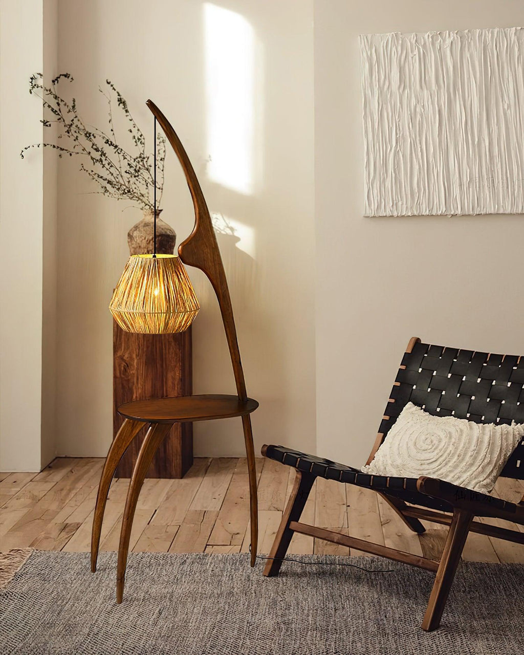 Lámpara de Pie Minimalista Elegante con Pantalla de Madera Natural y Ratán