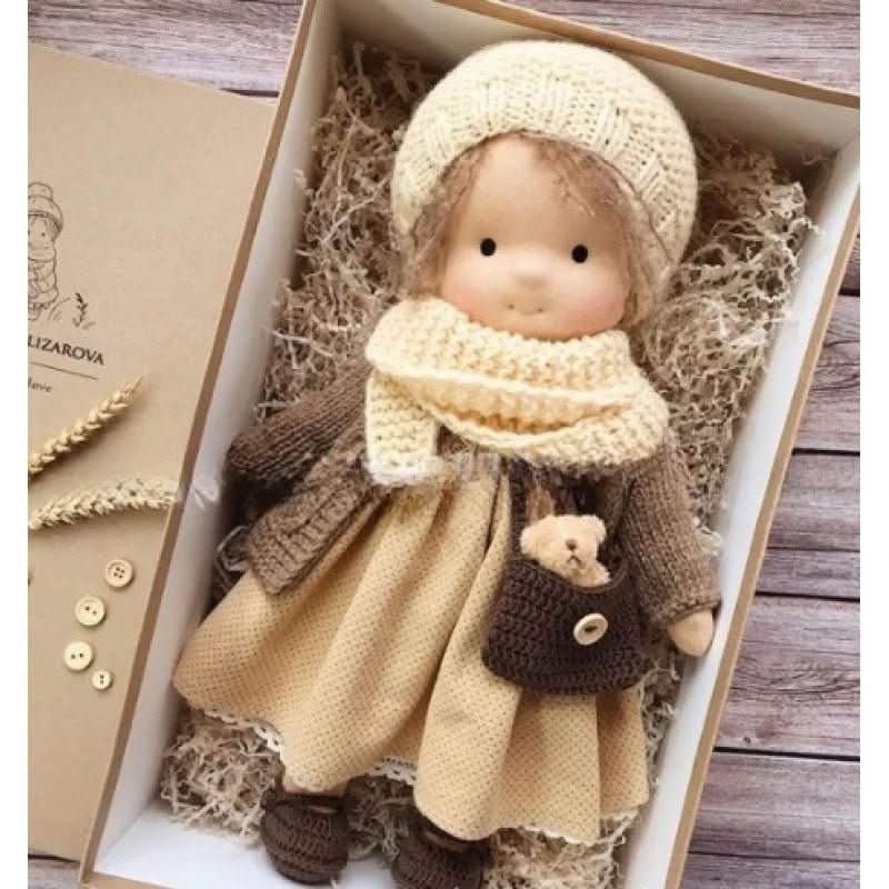 Selina – Muñeca Waldorf de algodón hecha a mano para juegos creativos
