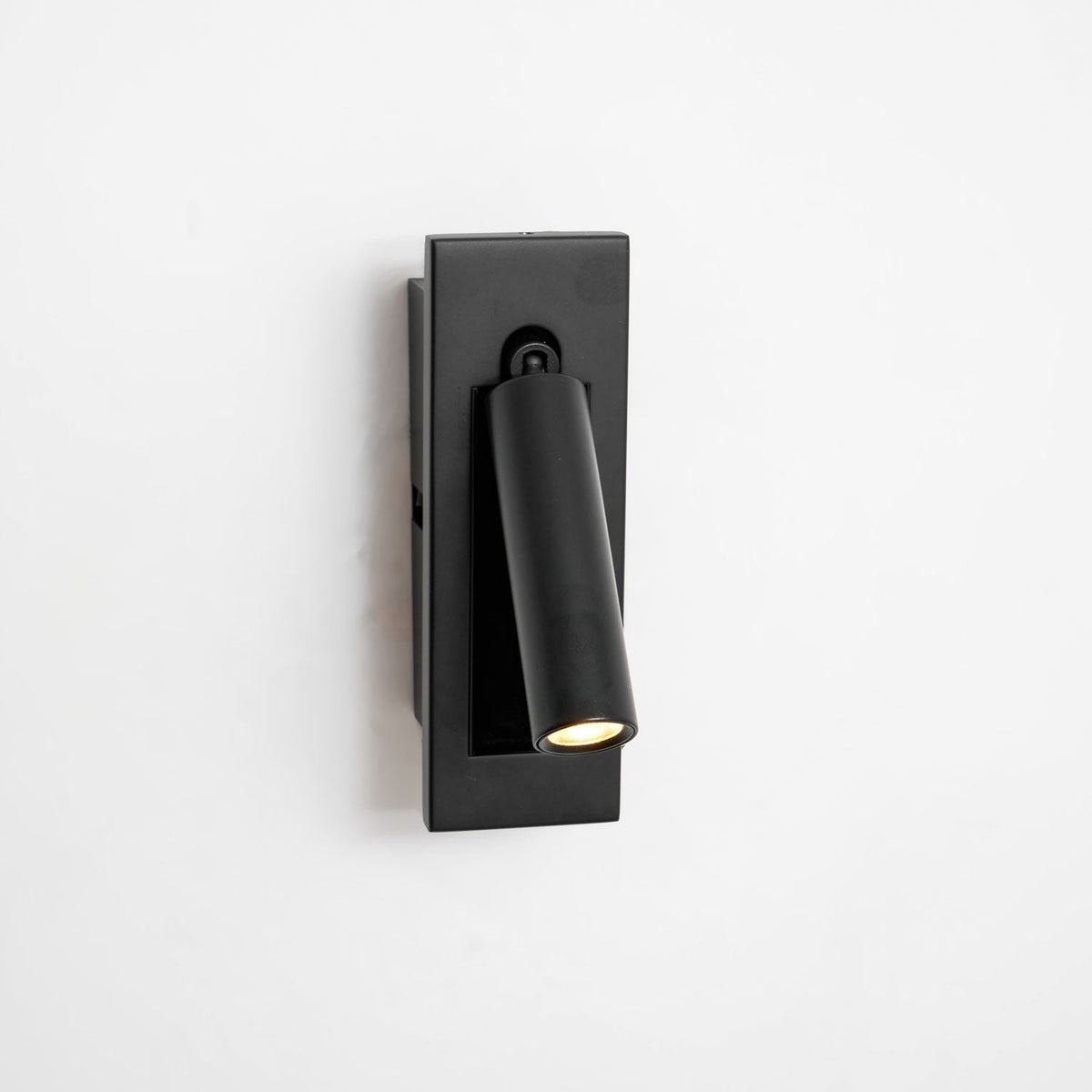 Lámpara de Lectura LED Plegable para Pared para Cama y Estudio – Ajustable, Ahorra Espacio y Luz Direccionada