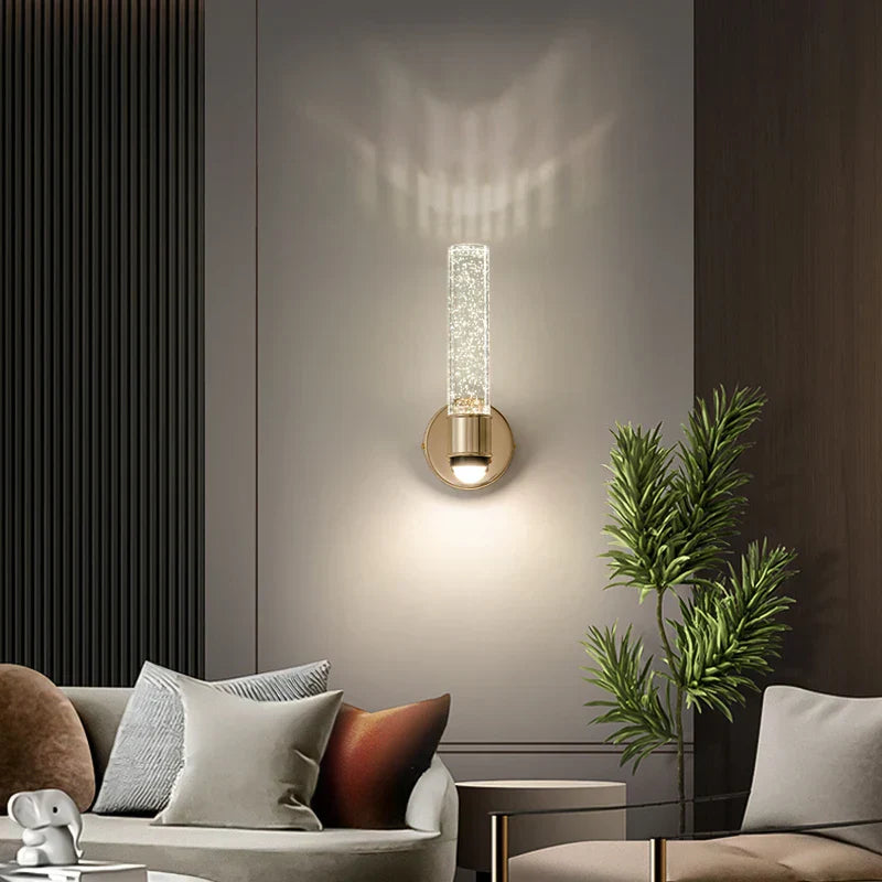 Luz de Pared de Cristal Glamuroso - Aplique Elegante con Marco de Metal para Decoración Moderna