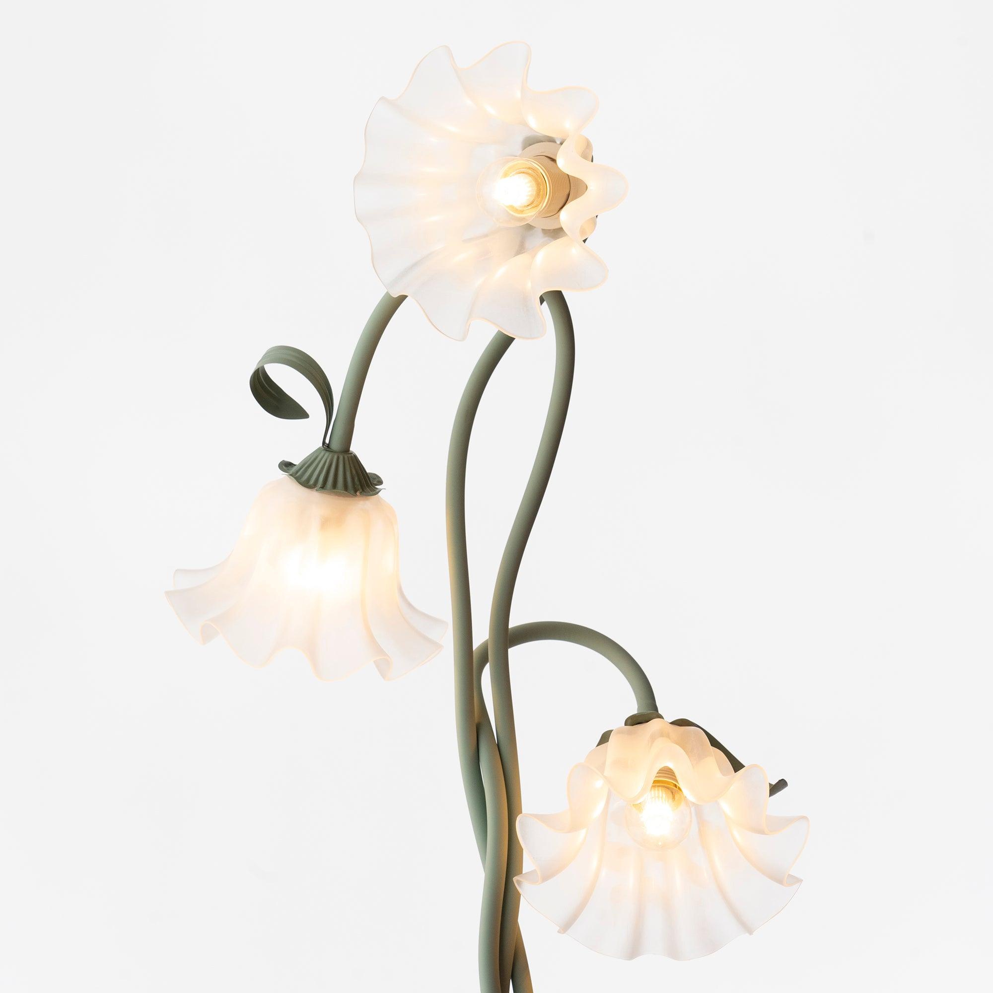 Bloomora | Lámpara de pie de diseño floreciente