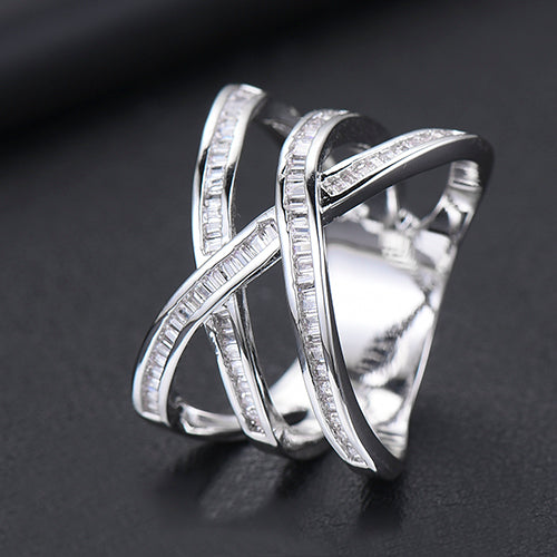Anillo apilable de lujo de diseño Mónaco para mujeres