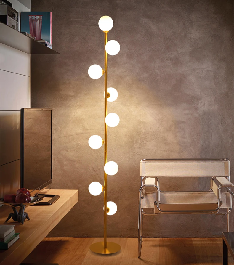 Celestina | Lámpara de pie de diseño con luz esférica