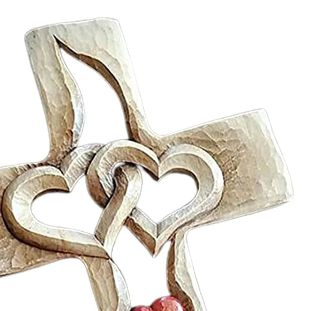 Corazones Entretejidos | Cruz de Madera Tallada