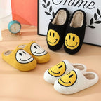 FLUFFYSMILE – Zapatillas de casa cálidas y suaves con Smiley y suela de silicona gruesa