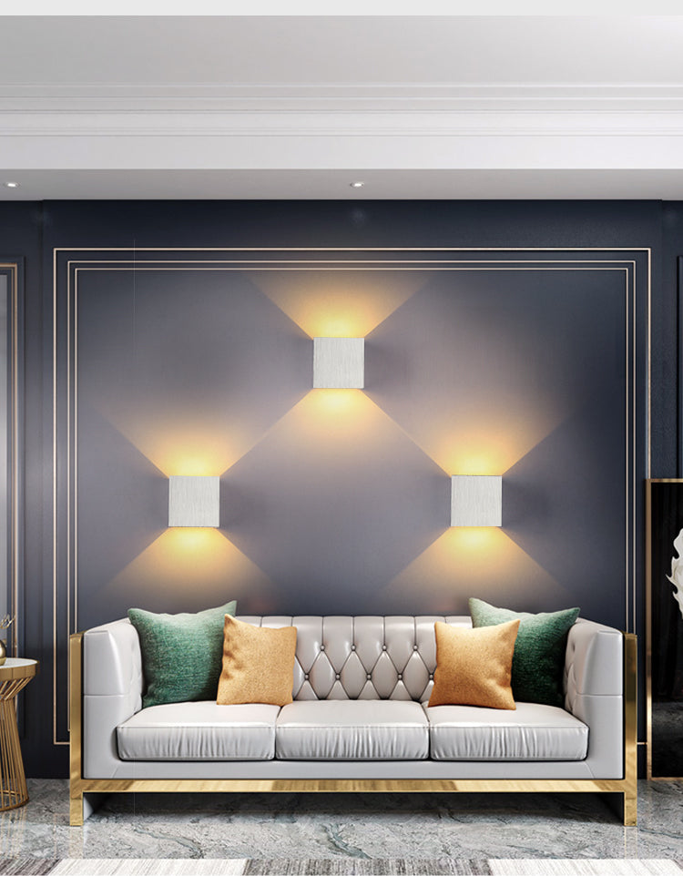 BowLift | ElegantBeam – Lámpara de pared minimalista para una iluminación sofisticada