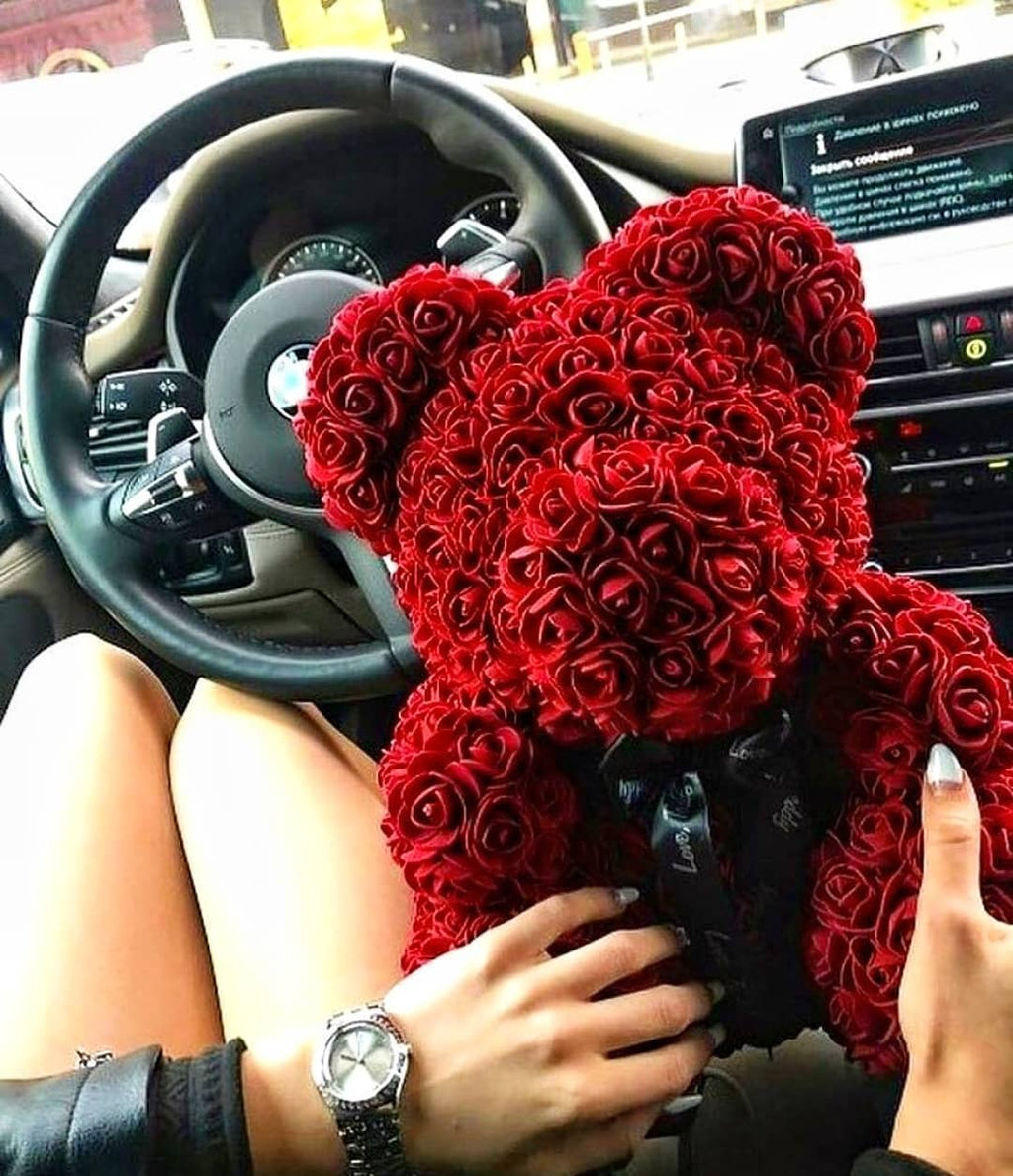 Osito de Peluche con Rosas Artificiales