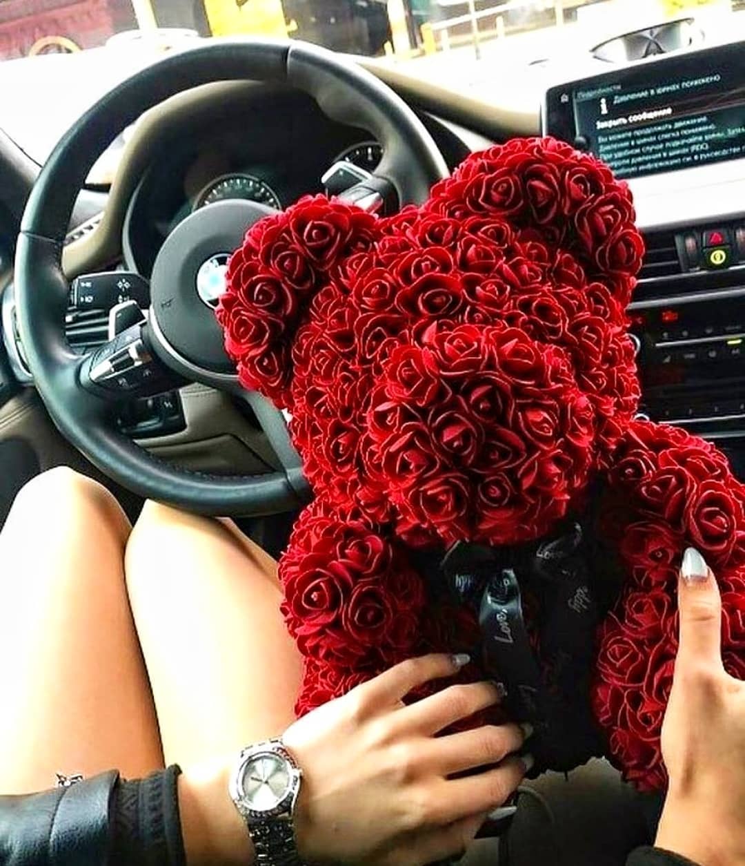 Osito de Peluche con Rosas Artificiales