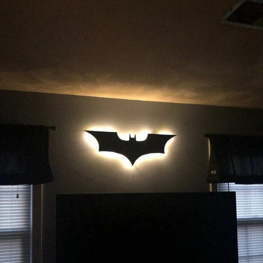 BatmanAura – Lámpara de pared LED moderna de Batman con control remoto