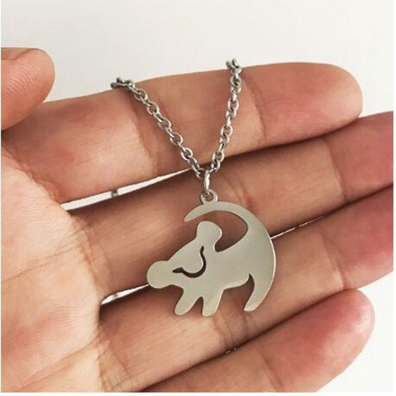 Lisslune | Collar del Rey León Matata Modelo Simba