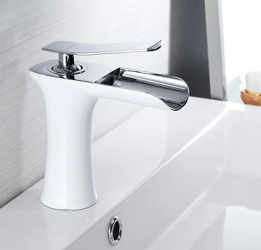 Grifo de Baño Moderno – Diseño Elegante