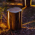 Lámpara de jardín LED creativa con apariencia de tronco de árbol para áreas exteriores naturales
