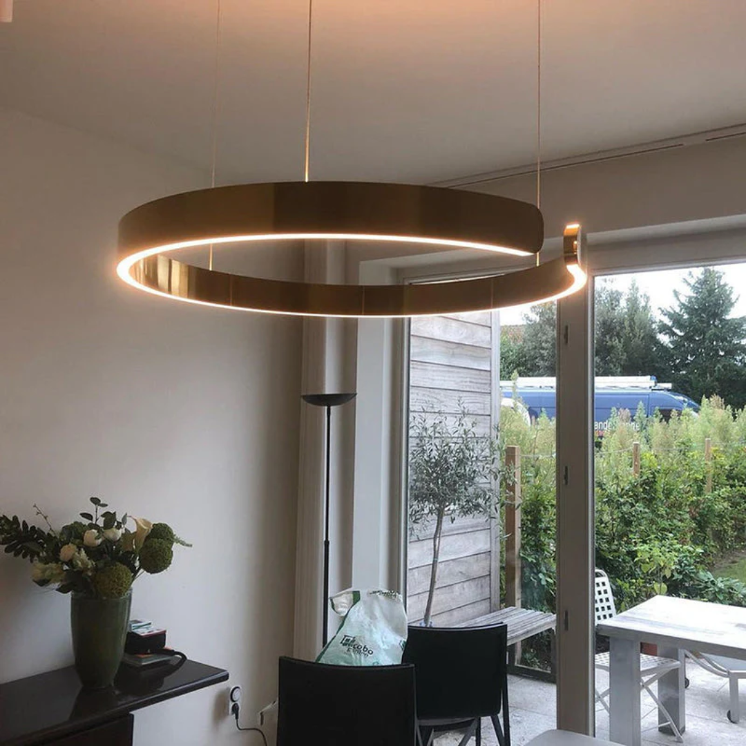 Lámpara colgante LED SkyRing con diseño moderno