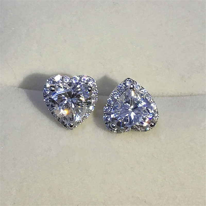 Anillo de Zirconia Cúbica en Forma de Corazón