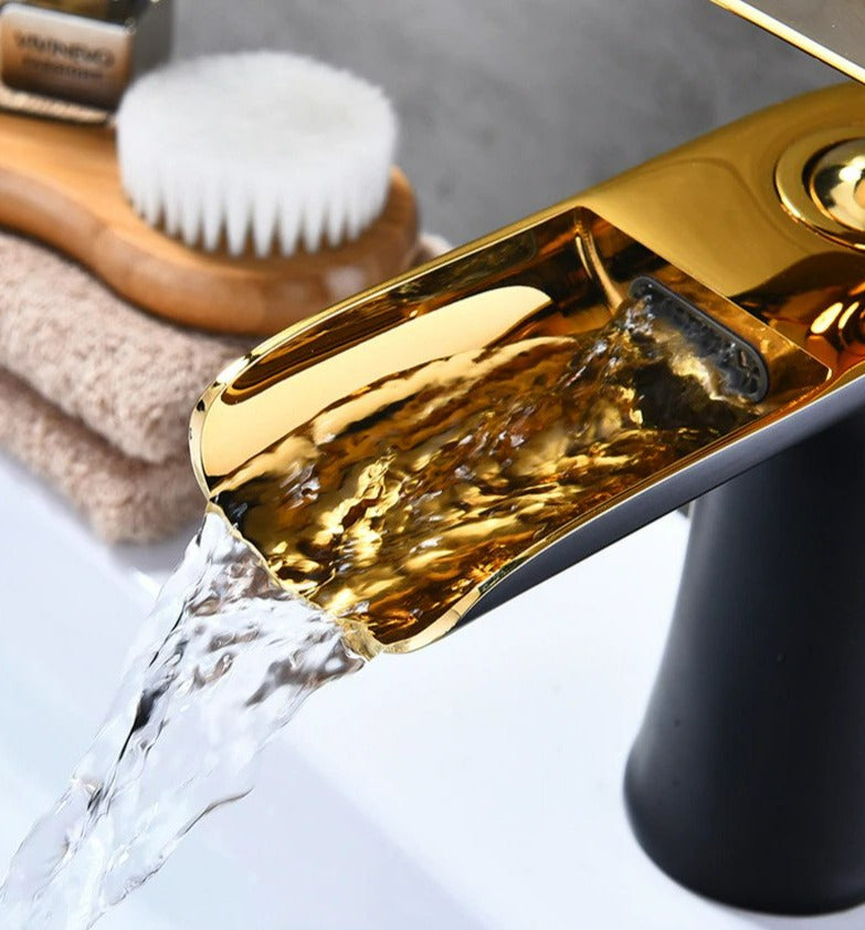 Grifo de Baño Moderno – Diseño Elegante